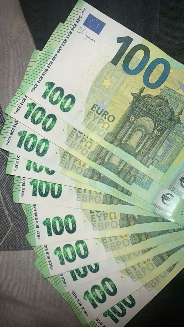 Kaufen Sie hochwertige und nicht nachweisbare Fälschungen für 100 Euro